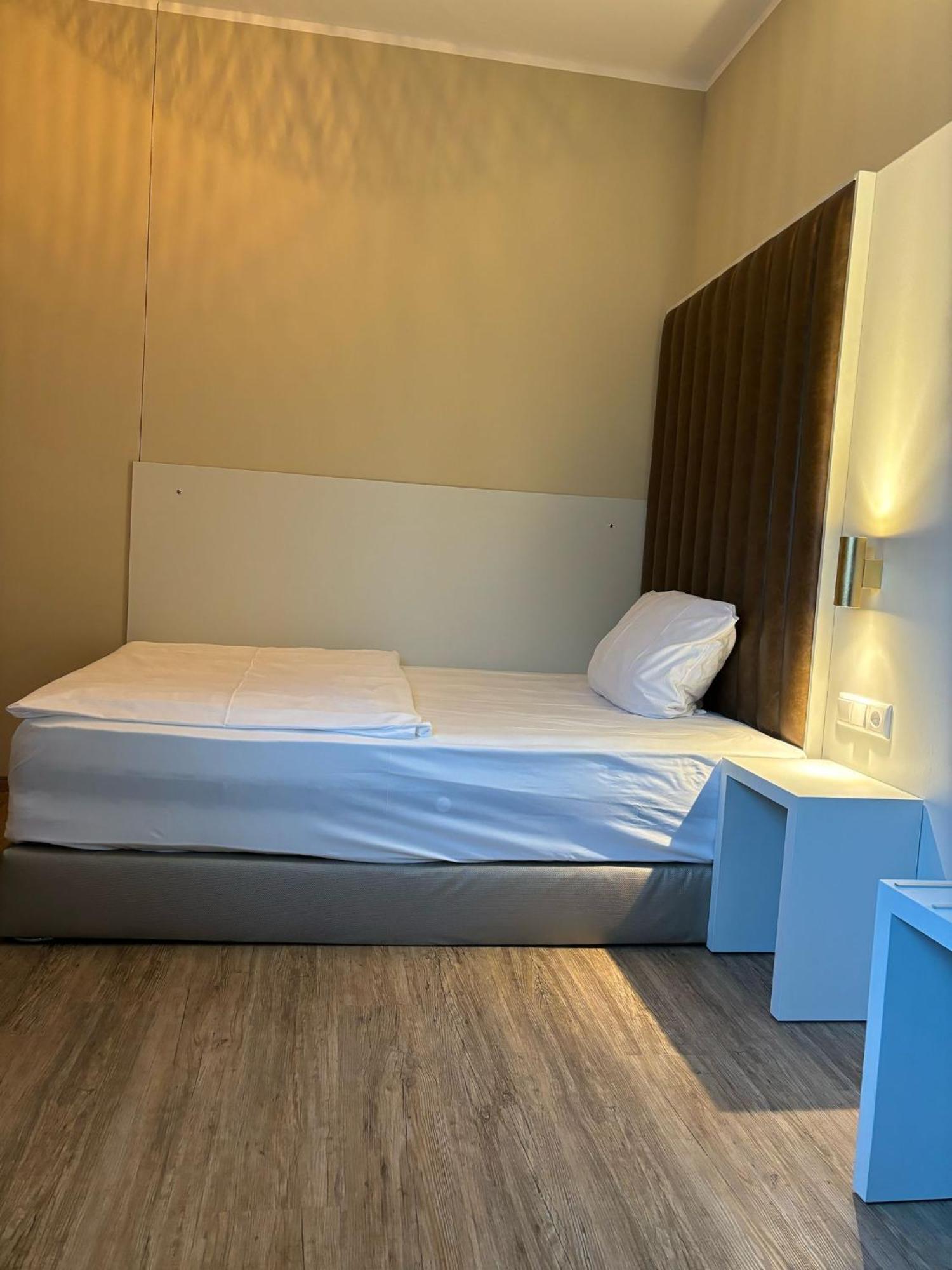 Hotel Athen Kelsterbach Frankfurt Airport Eksteriør bilde